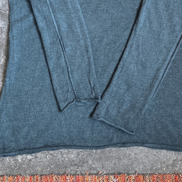 LINE EUC Cashmere Merino Extra Fine Knit Teal Long Sleeve Sweater Slim  XS - Picture 6 of 9